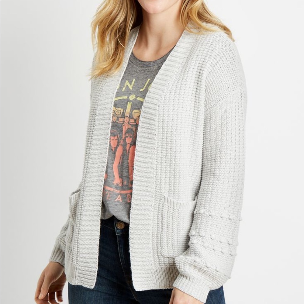 🐰Maurices Bobble Sleeve Gray Cardigan Size Large